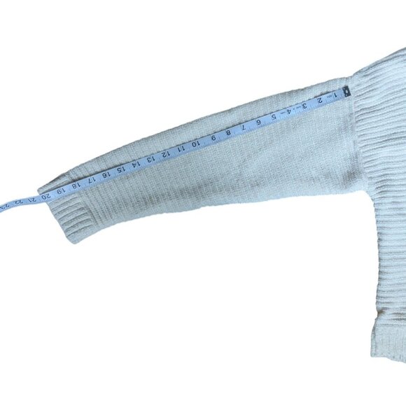 Forever 21 Cream Soft Fluffy Long Sleeve  Knit Turtleneck Sweater Women Size Med - Picture 8 of 9